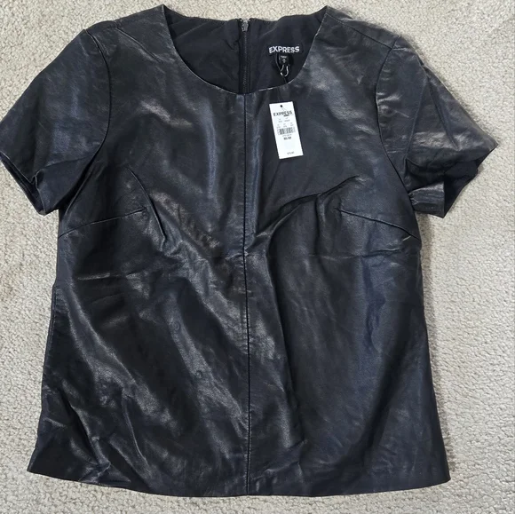 NWT Express Faux Leather Top Size Medium - Picture 2 of 11